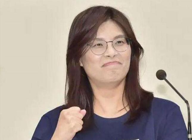 声音大，雨点小！郑丽文有没有真本事？还是为了糊弄大陆？说她有真本事！招