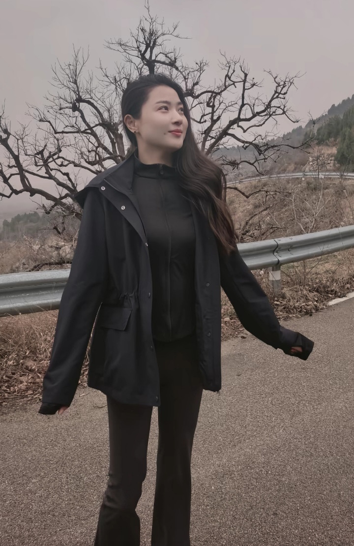 一路生花，步步生莲