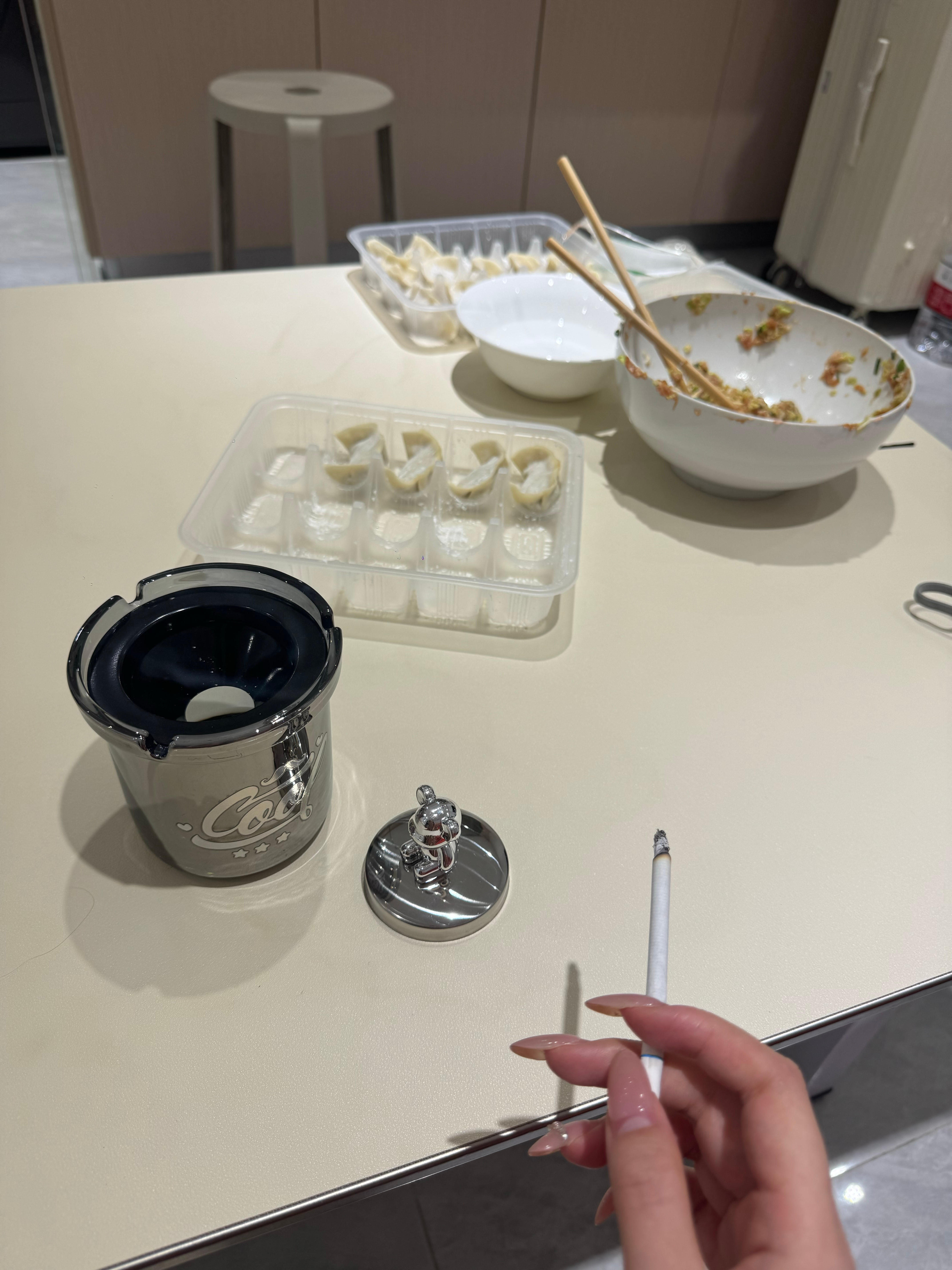 忧郁的家庭主妇