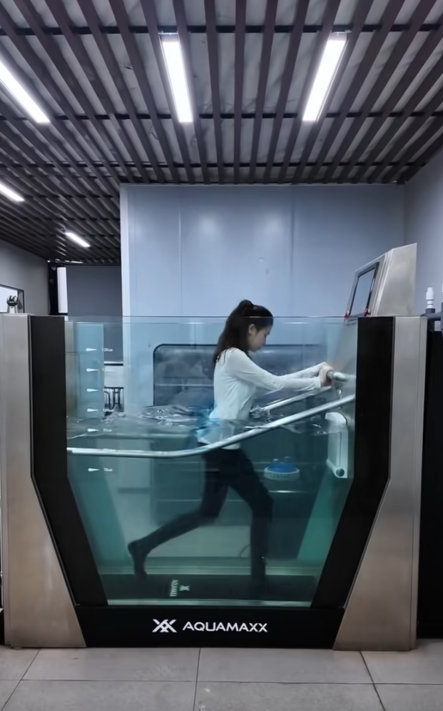 这是什么新型的跑步方式吗？