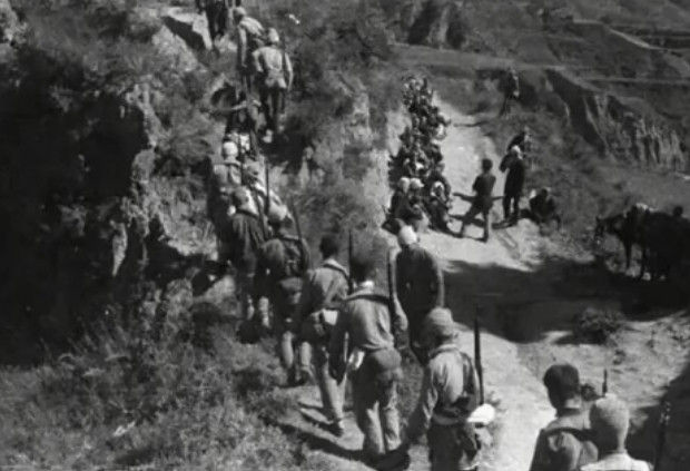 1939年，大地主宗子敬将多名八路军接到家中休养，谁料八路军还没待一会，日军就围