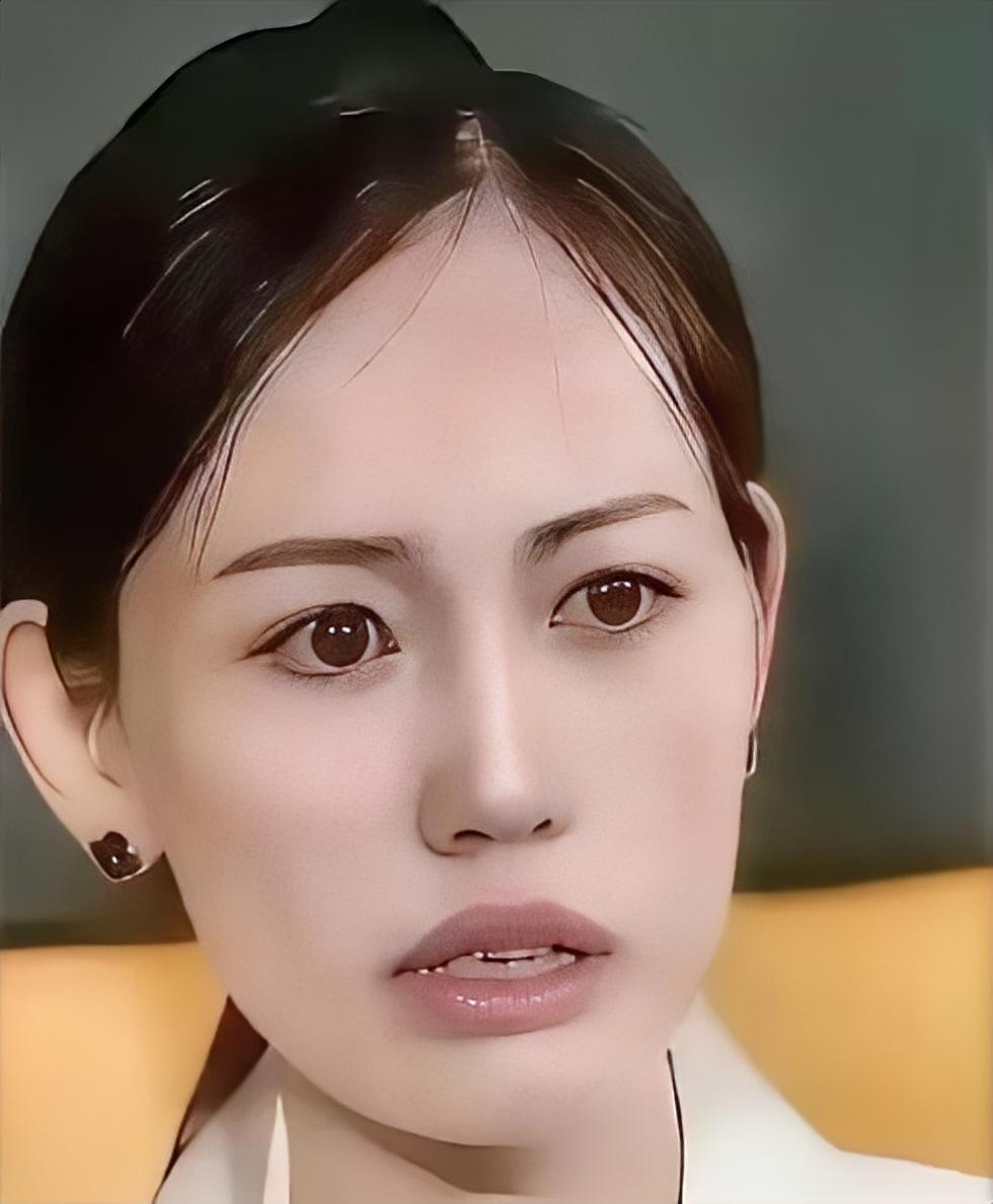 马蓉这辈子最失败的，不是选错人，是信了“会算计的女人不吃亏”这句话。当年婚礼