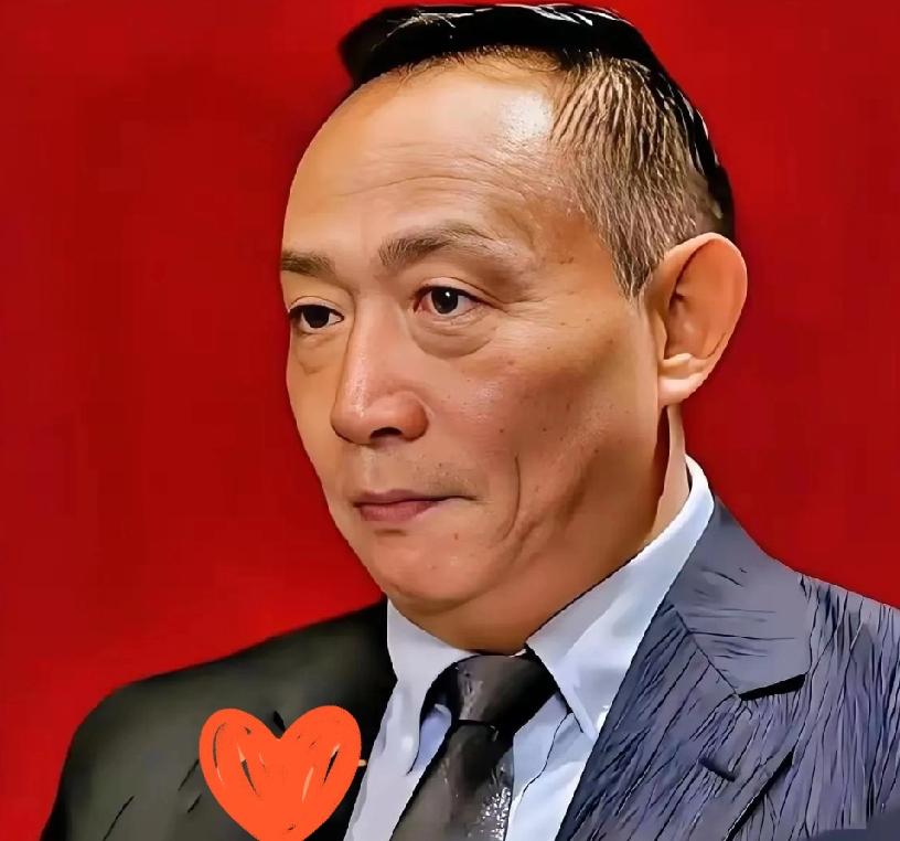 听说有人想拿钱堵卢麒元的嘴？这事儿真是越琢磨越有意思。“两万万两白银”的