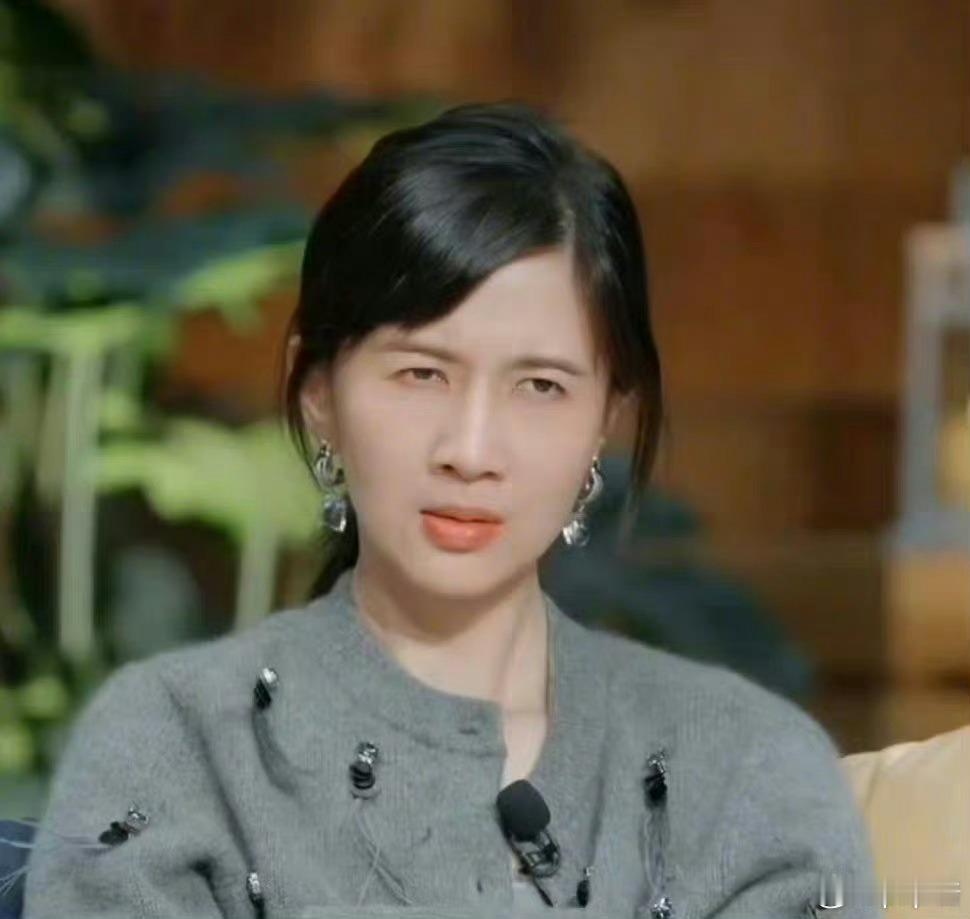 papi酱春晚视频下架papi酱的《想象中的春晚导演组》视频已经全网下架，那句