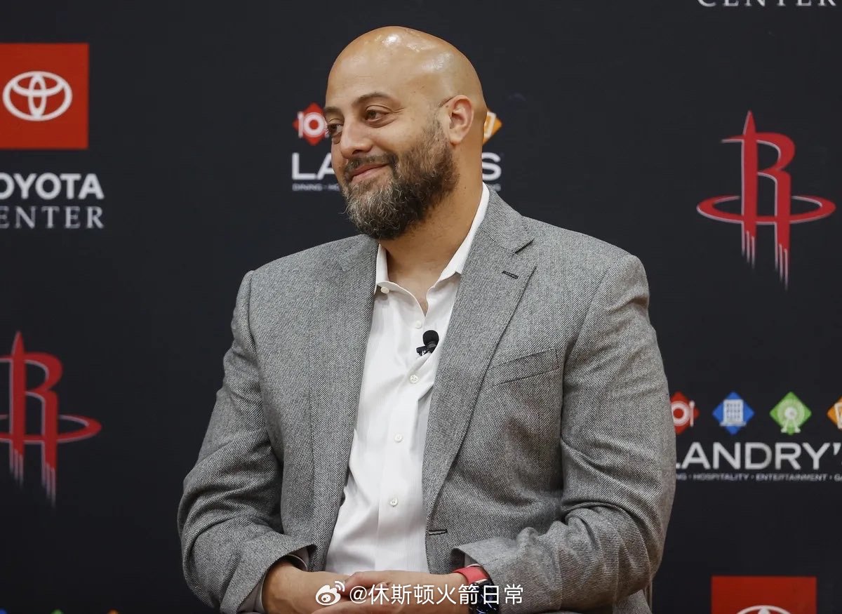 我们兜比脸干净，不要对这个光头有过多过高的期待！休斯顿火箭NBA吐槽大会