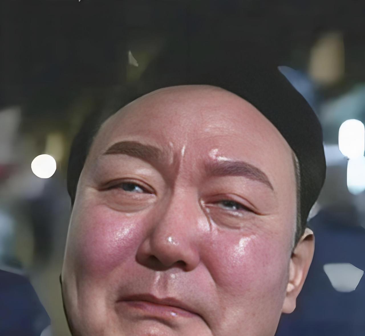 就在刚刚！韩国突然宣布了！前任总统尹锡悦，竟然又被法院签发了一张新的拘捕令。