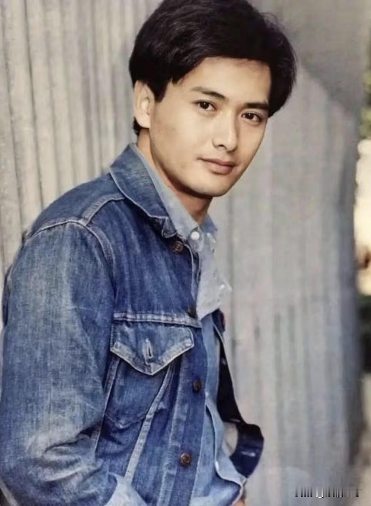 在整个香港娱乐圈，上至前辈下至后辈，几乎所有人，都真心实意尊称一声发哥。演艺