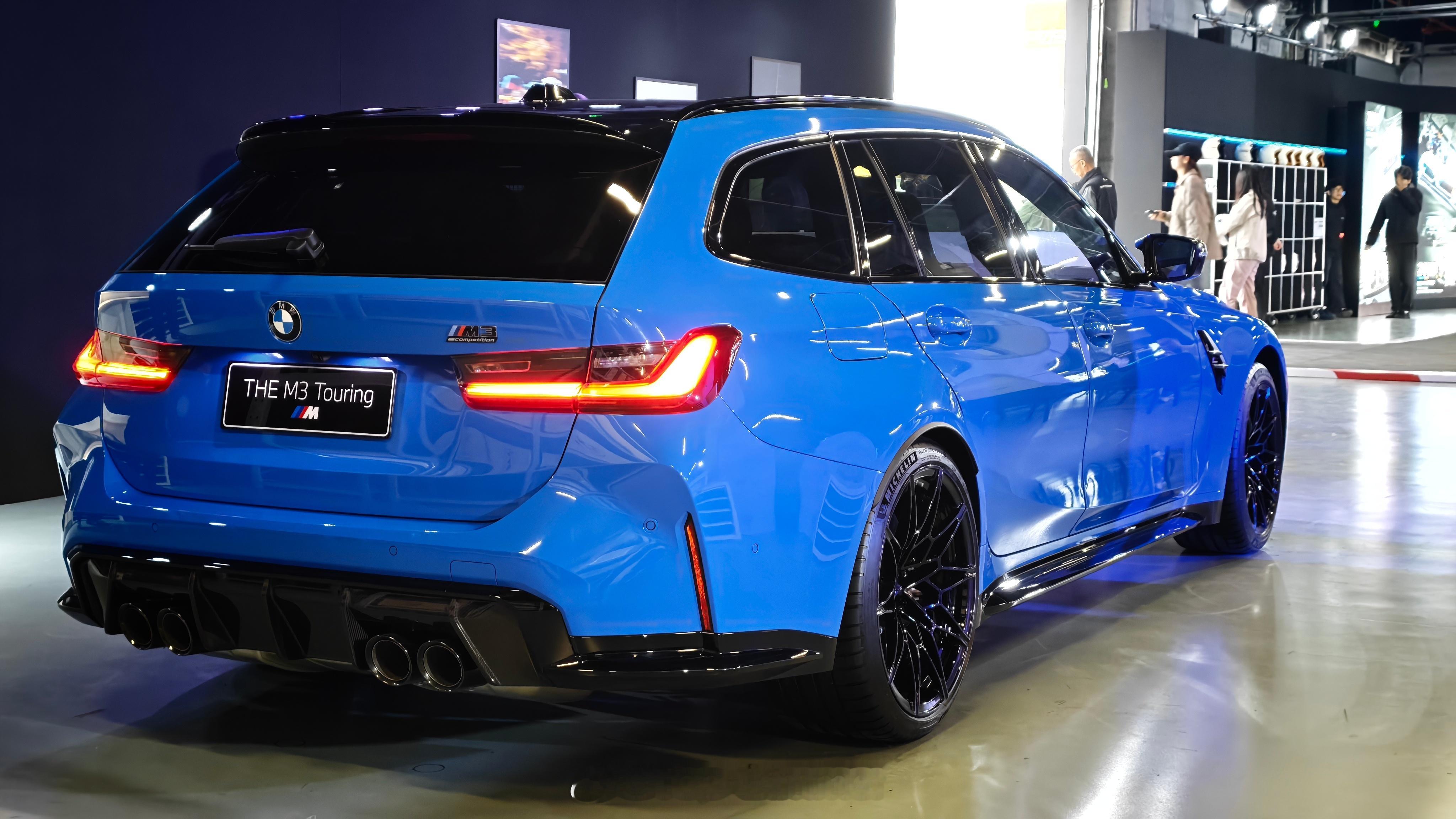 M3T离近看实车，第一感觉这旅行车怎么这么低？G80车高1440G81车高1