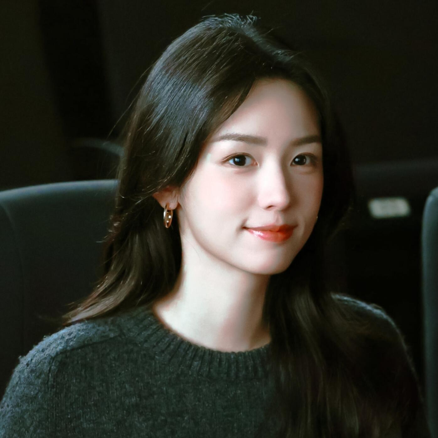 周也又酷又甜，完全是我心中的电影女主本人！周也｜