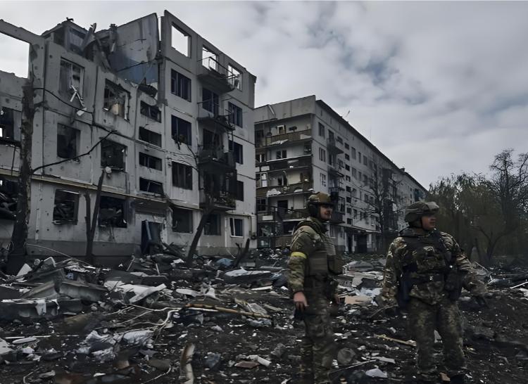 中国看得很清楚，乌克兰战后重建，中国决不会参与。这场仗打到现在，乌克兰的烂摊