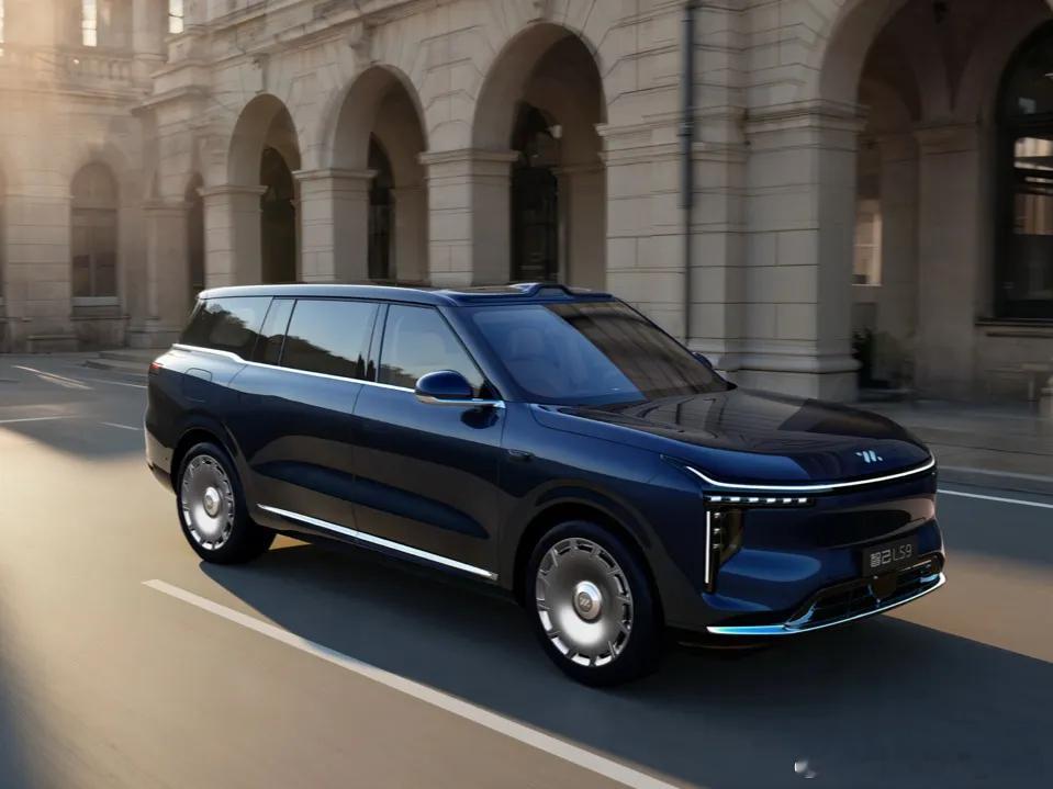 智己首款大六座SUV——LS9真的要来了！😎方正硬朗的车身，一改往日风格，气场
