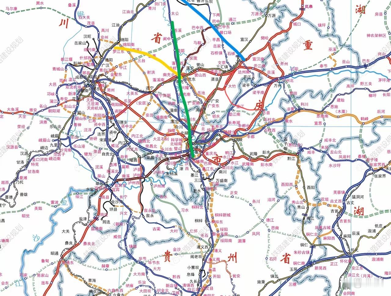 万州已经成为重庆第二大高铁枢纽，等待万利恩张高铁和万忠黔高铁落实通车以后，高铁枢