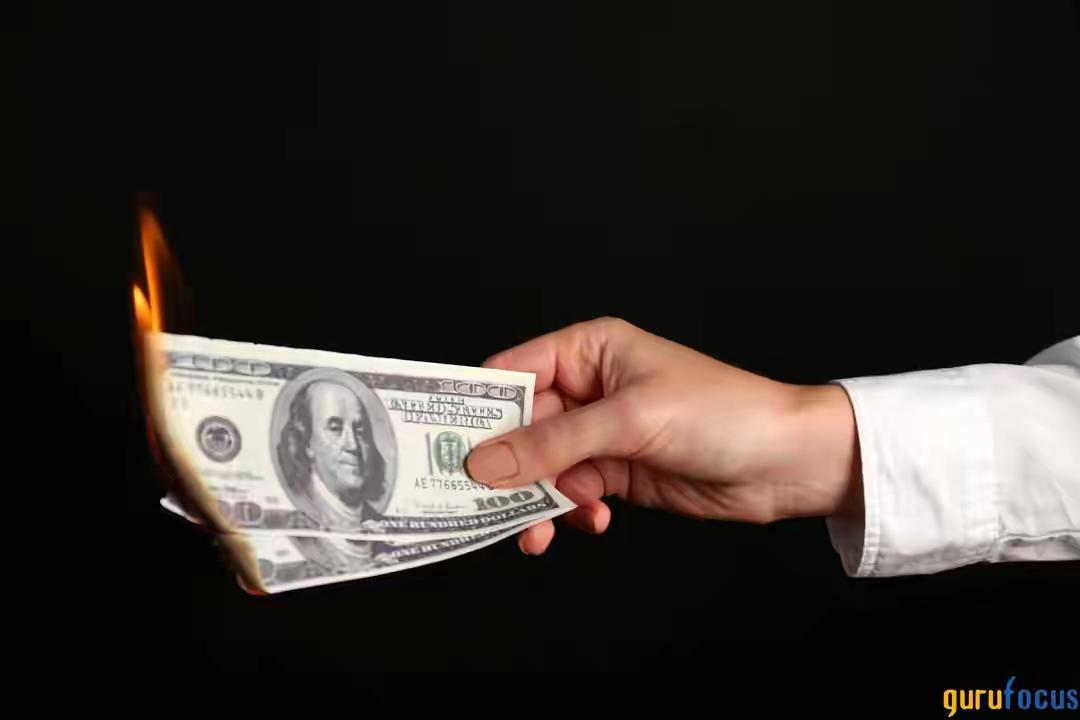 罕见！特朗普公开夸中国，一句赢家之问戳痛美国痛点活久见！一贯对华强硬的特朗普