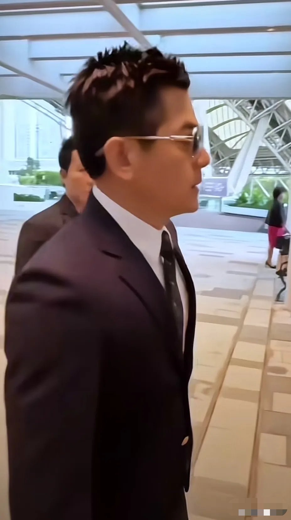 郭富城的新发型又成了热议焦点，这位