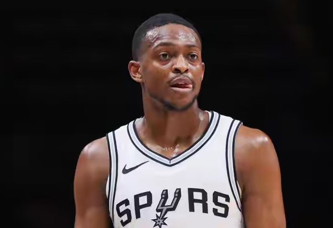 看好多人成天喷福克斯，如果这赛季没有福克斯马刺战绩应该是联盟第一吧差雷霆4场