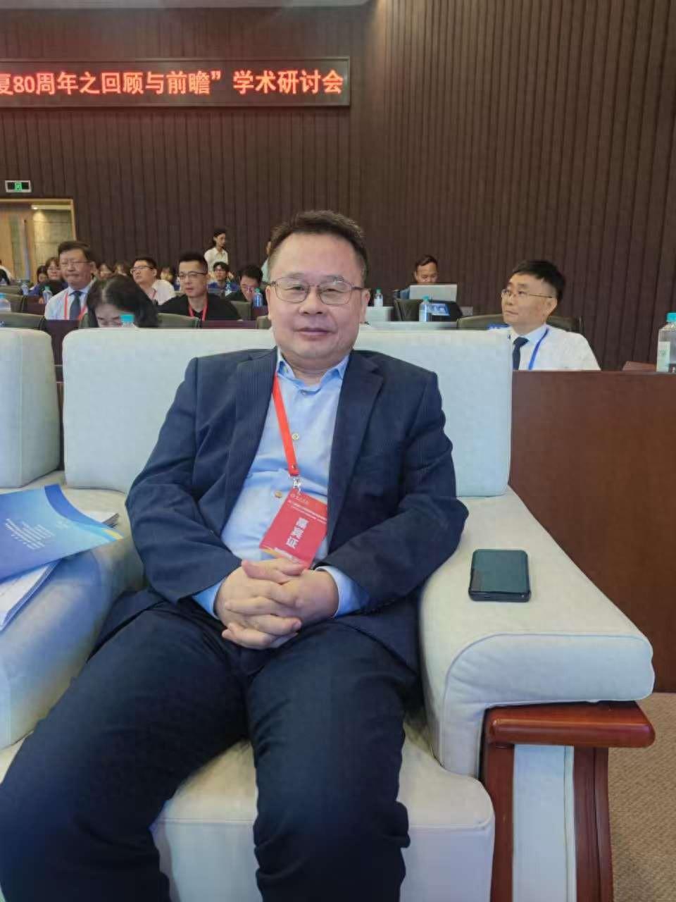 赵少康终于改口了！赵少康表示，他从来没有说过中共官方介选！10月22日，根据