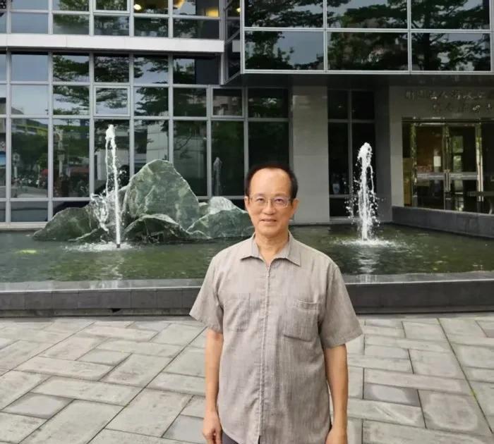民众党资深中央委员、高雄汉王饭店集团总裁林富男今天表示，过去十年，台中火力发电厂