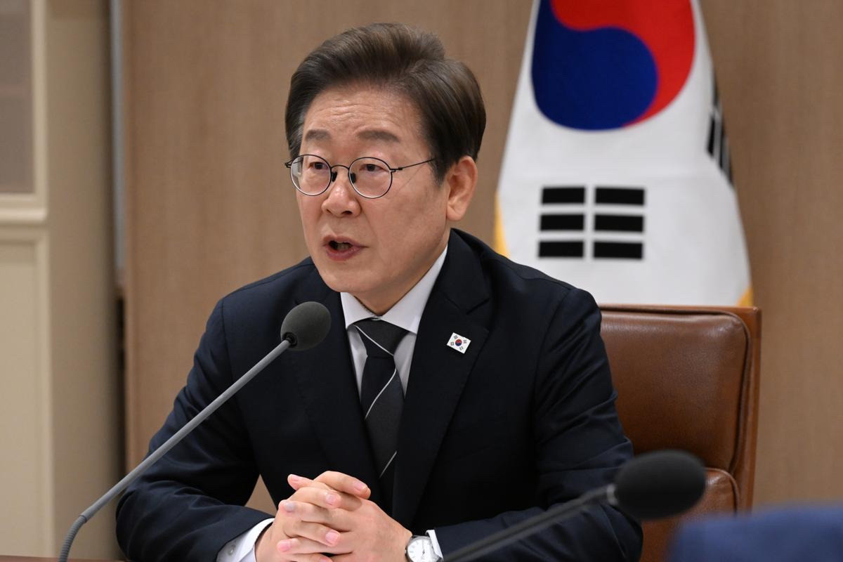 李在明政府火速换检察官李在明政府真够快的！两天时间，就把