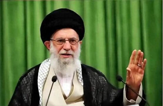 一旦战争爆发，伊朗唯一活路，就是把那一万枚导弹一次全打出去！ 2026年的