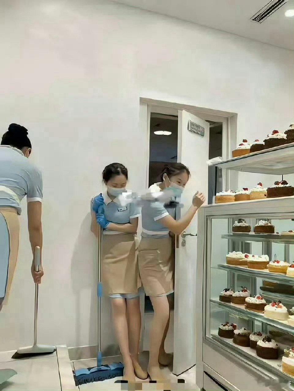 难怪有网友说不要怀疑好利来的眼光！​​​