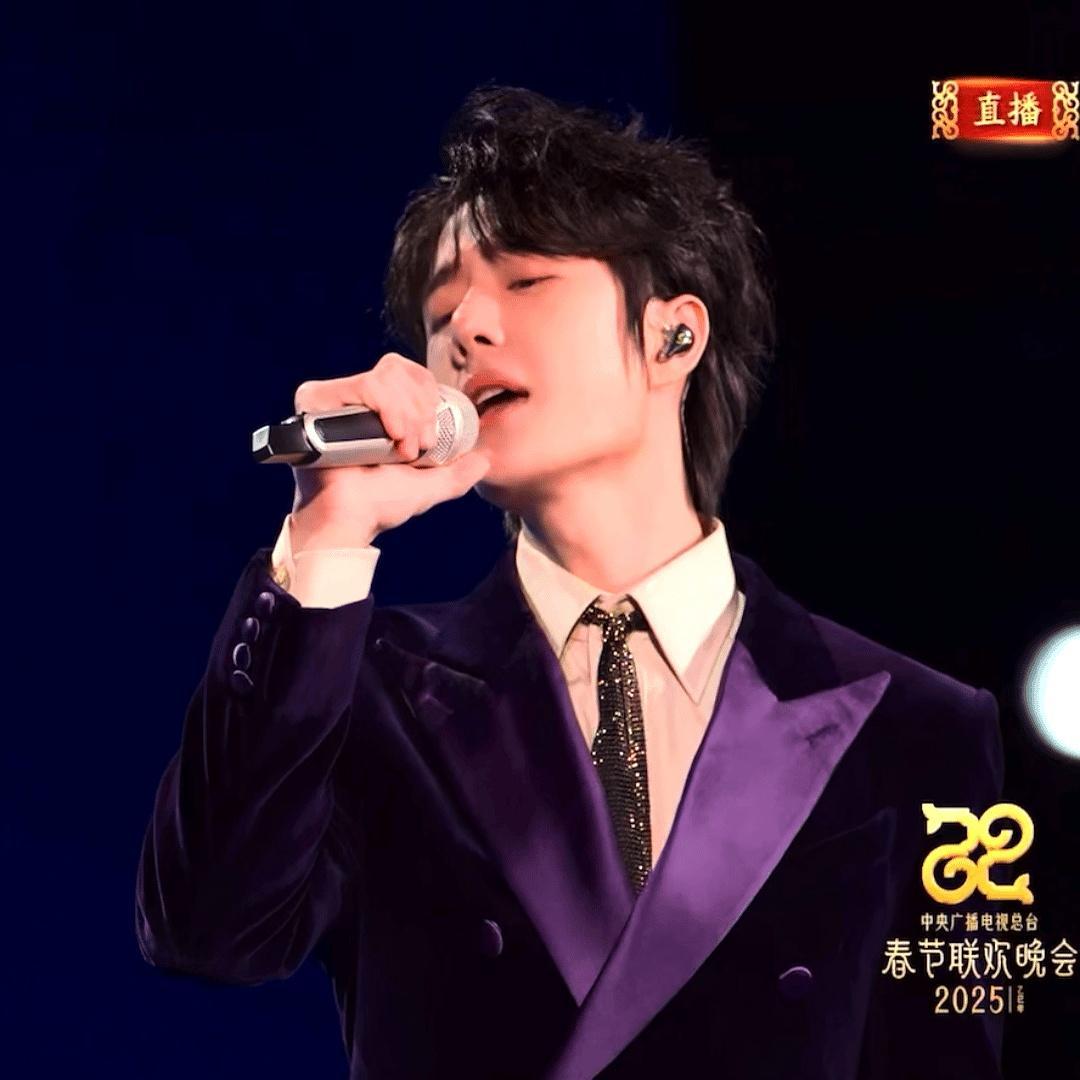 谁能想到，一部顶流的纪录片，竟成了无数80、90后妈妈们悄悄收藏的“育儿宝典”。