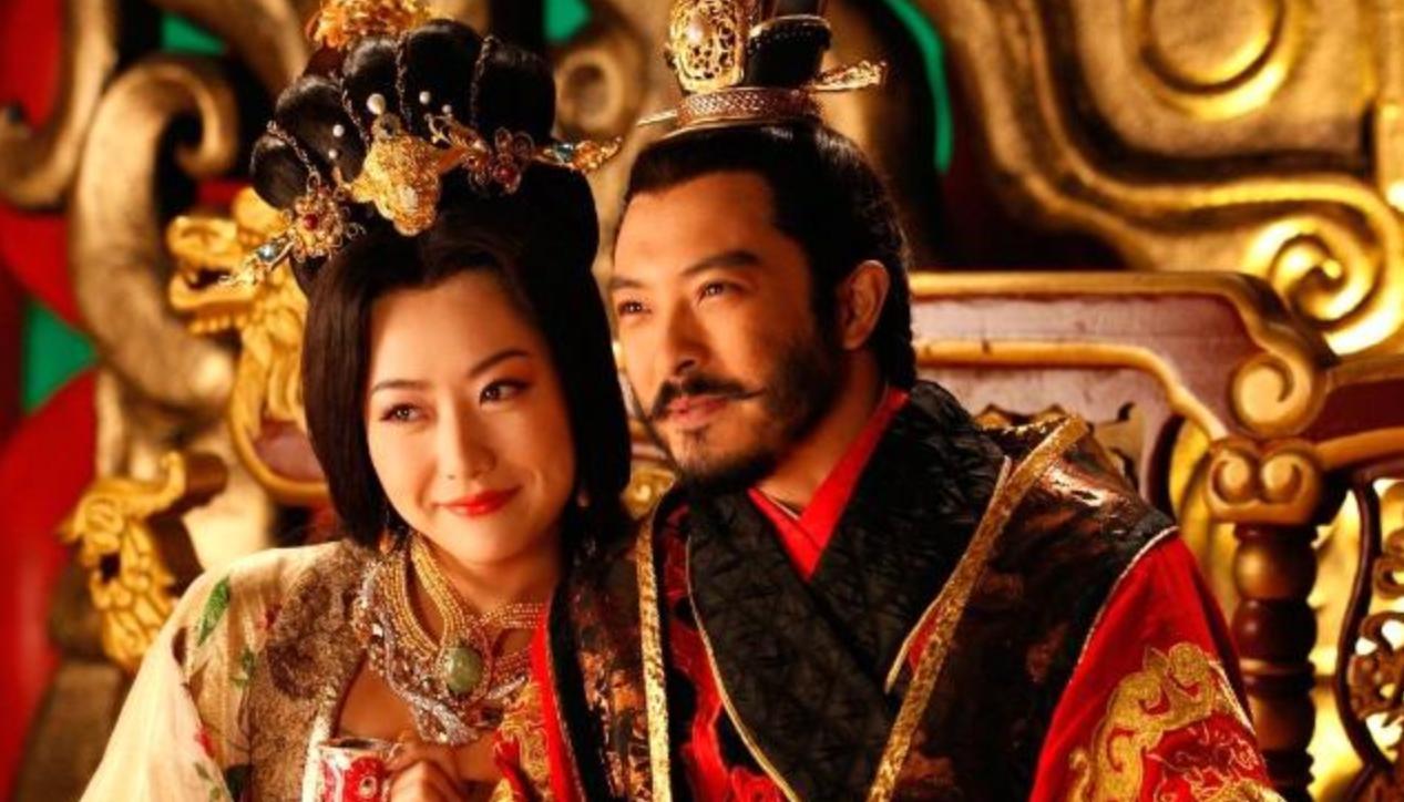 公元588年，47岁的杨坚因独孤伽罗不给他纳妾，他就跑20里外的破庙中大哭，皇后