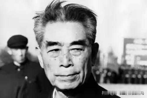 明天也就是1月8日你还想起是什么日子吗？1月8日是我们敬爱的周总理逝世五十周年