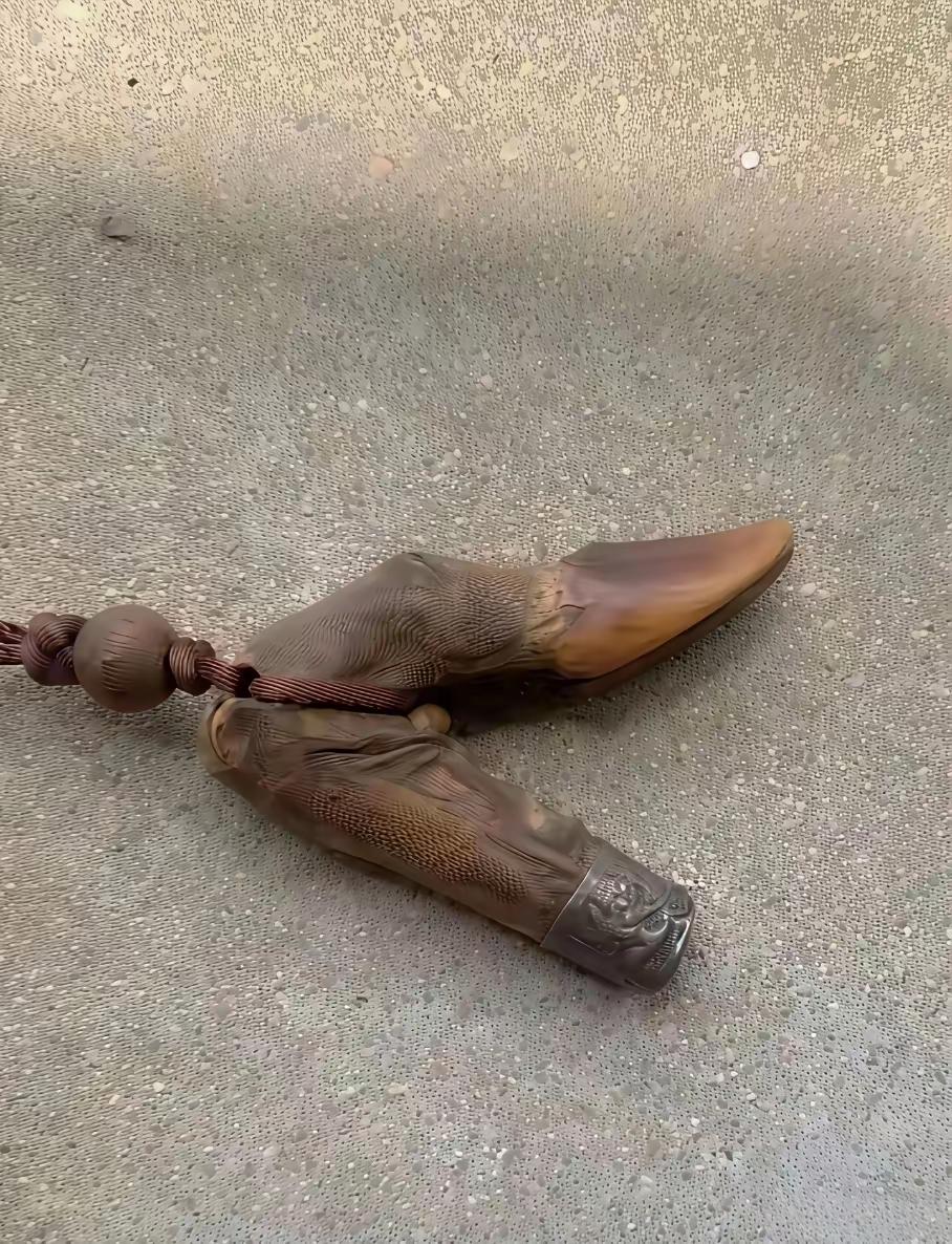 让你长见识的时刻，传说中的镇妖神器，黑驴蹄子。