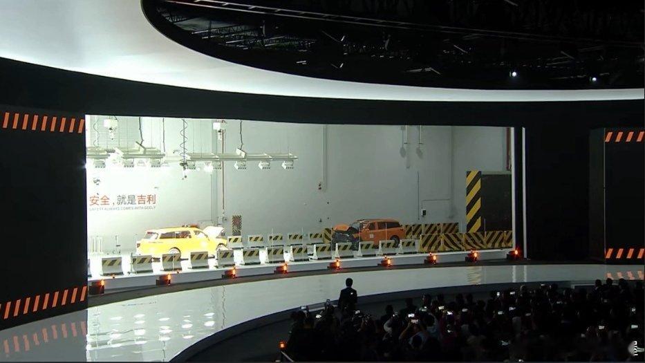 一场被全球汽车圈围观的碰撞安全就是吉利现在汽车行业回归理性，不再拼流量而是重技术