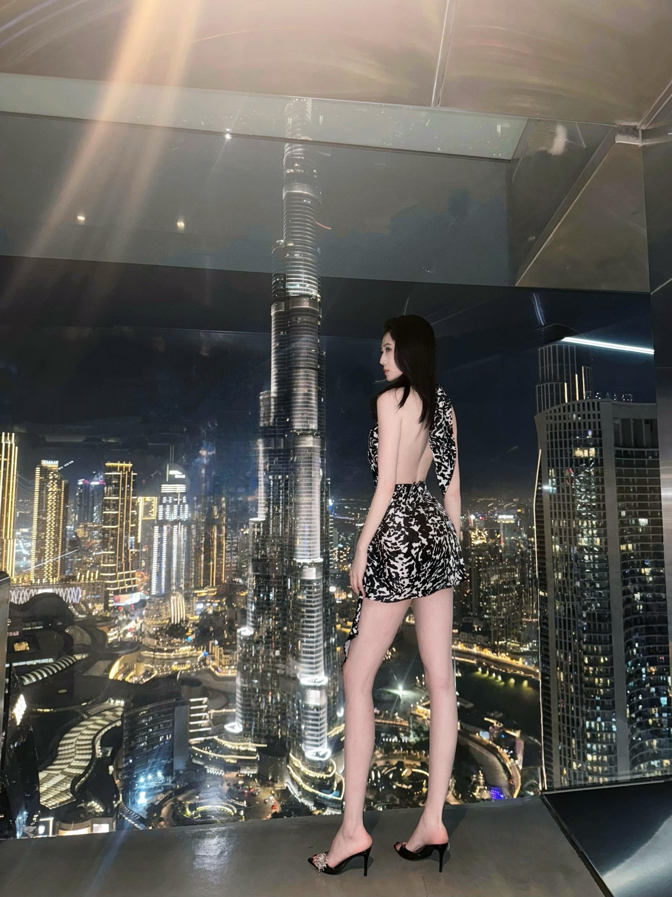 富贵迷人眼的A市夜景🌃。A市