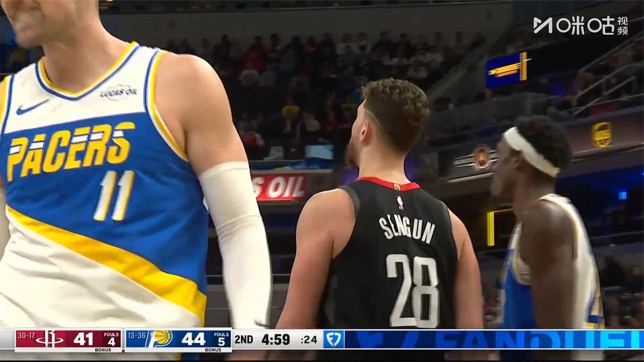 申京半场20分！火箭内线统治力引爆NBA赛场