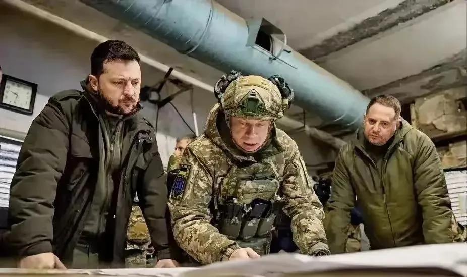 【热点评述】红军城决战，乌军到底被围与否？乌克兰守军还能坚持多久？俄方表示，乌