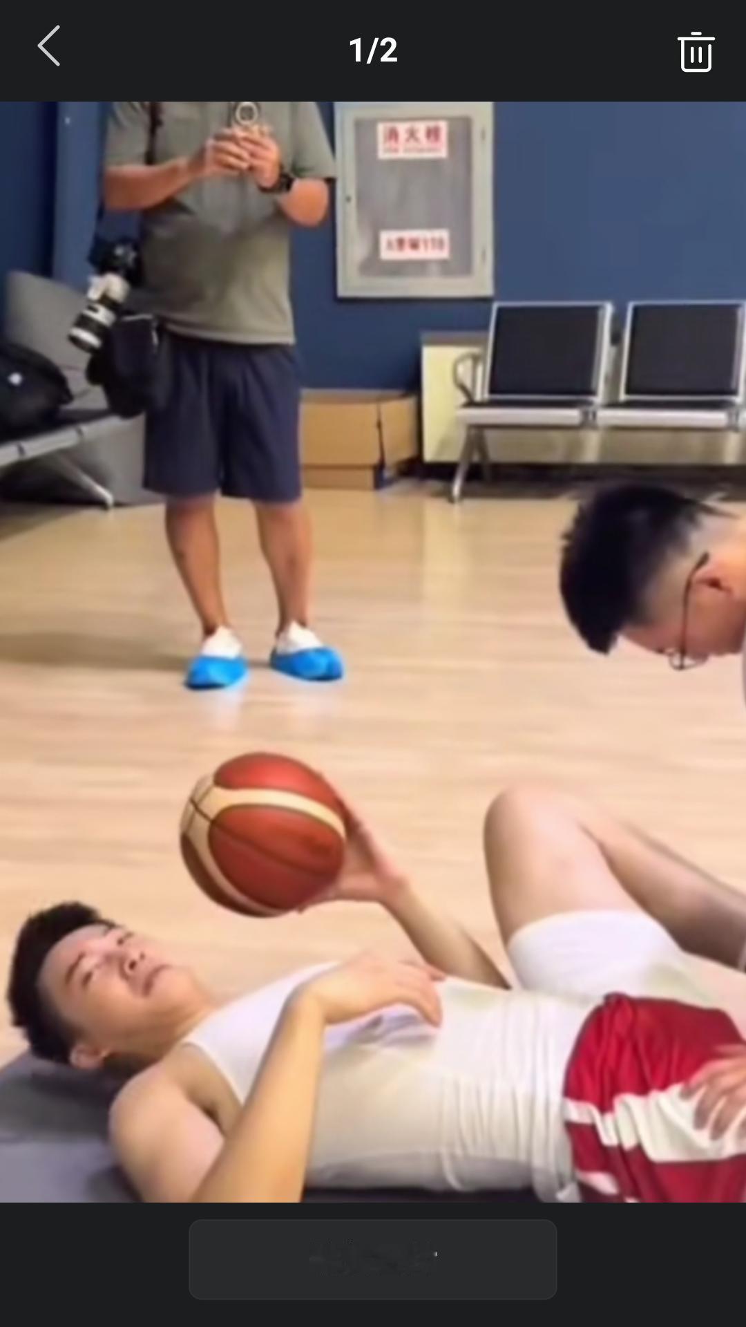 【中国男篮严阵以待全力备战世预赛】据央视网消息，为了备战男篮世预赛窗口期和名古屋