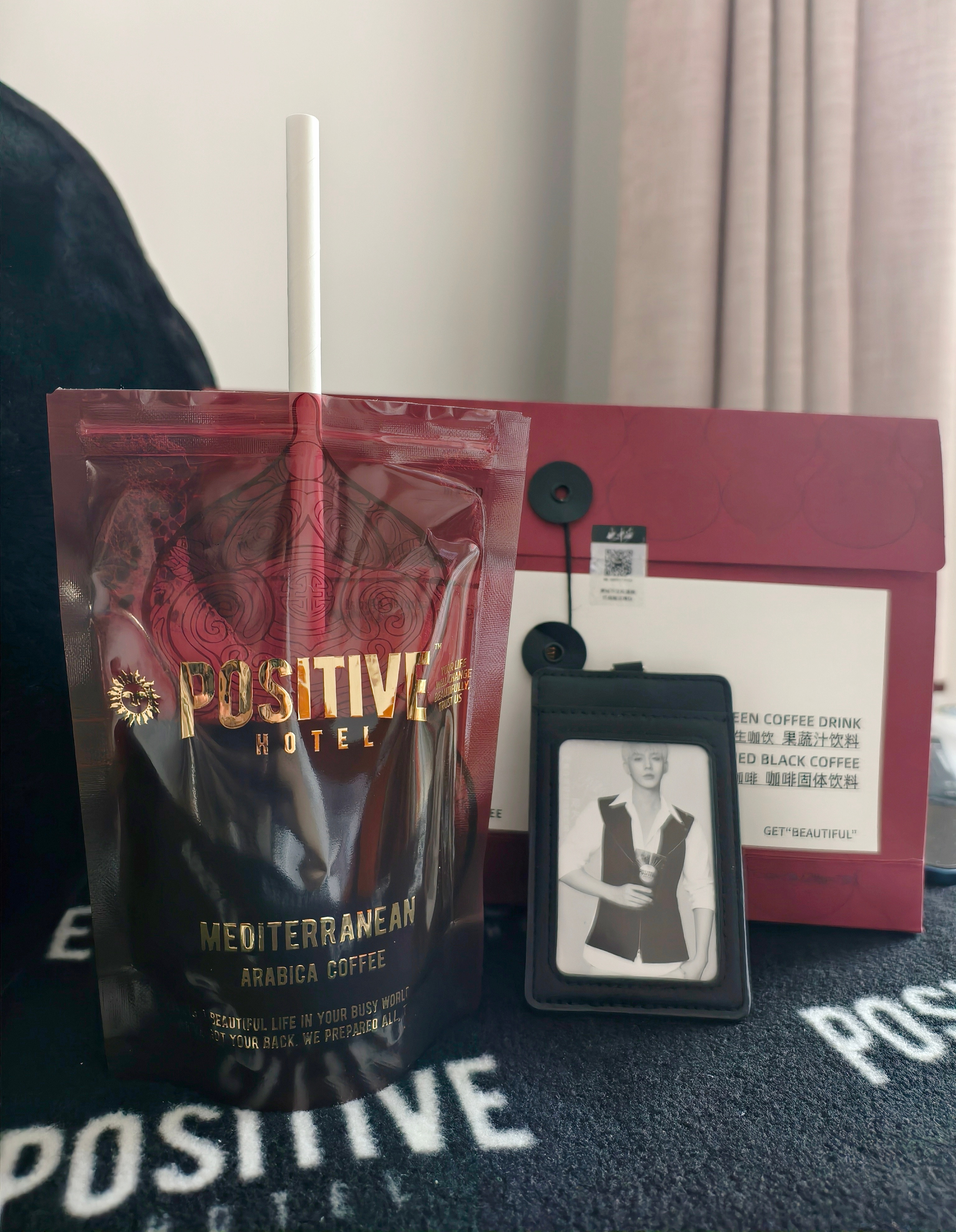 邓为POSITIVEHOTEL地中海咖啡品牌代言人这个红参生咖口感还不错听说可