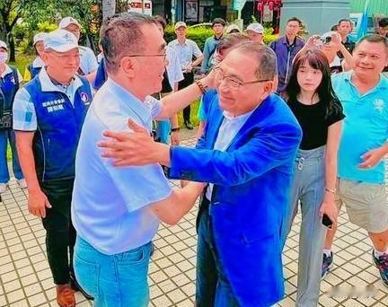 根据岛内最新公布民调，国民党参选人李四川支持度39.8%，民进党候选人苏巧慧拿到