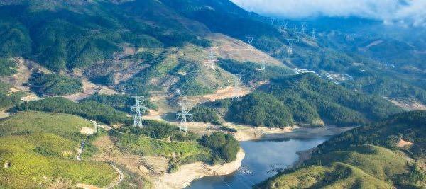 国家电网出“王炸”! 4万亿元“泼天富贵”谁来接?