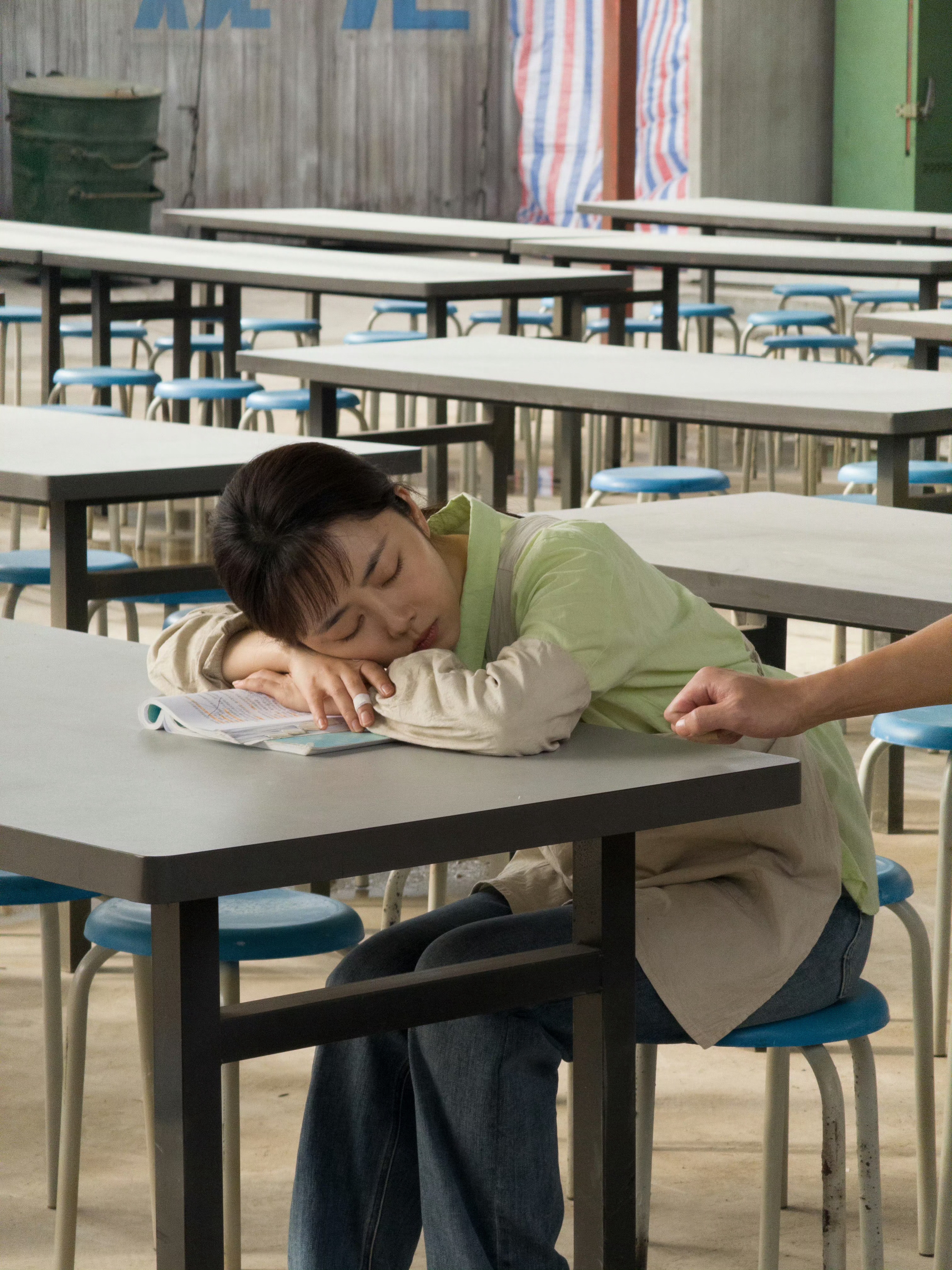 我的山与海很多人把《我的山与海》当成一部女性成长剧，但看进去之后才发现，它讲的