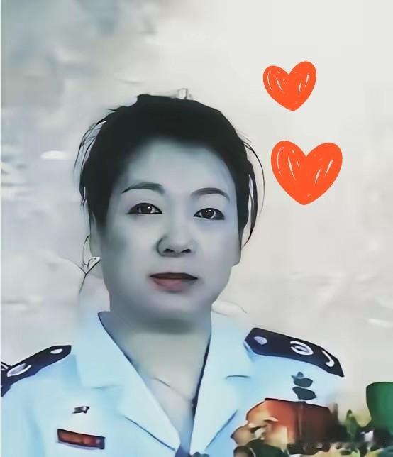 孙颖莎夺冠全网沸腾，她妈妈的清醒，才是最顶级的家教。孙颖莎拿下世乒赛冠军时