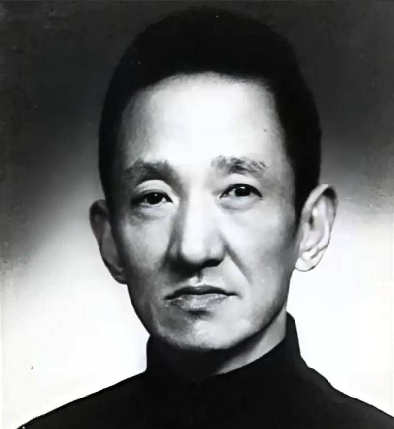 1947年，陈布雷的女儿女婿被捕，蒋介石找陈布雷谈话，询问他对此事的想法。陈布雷