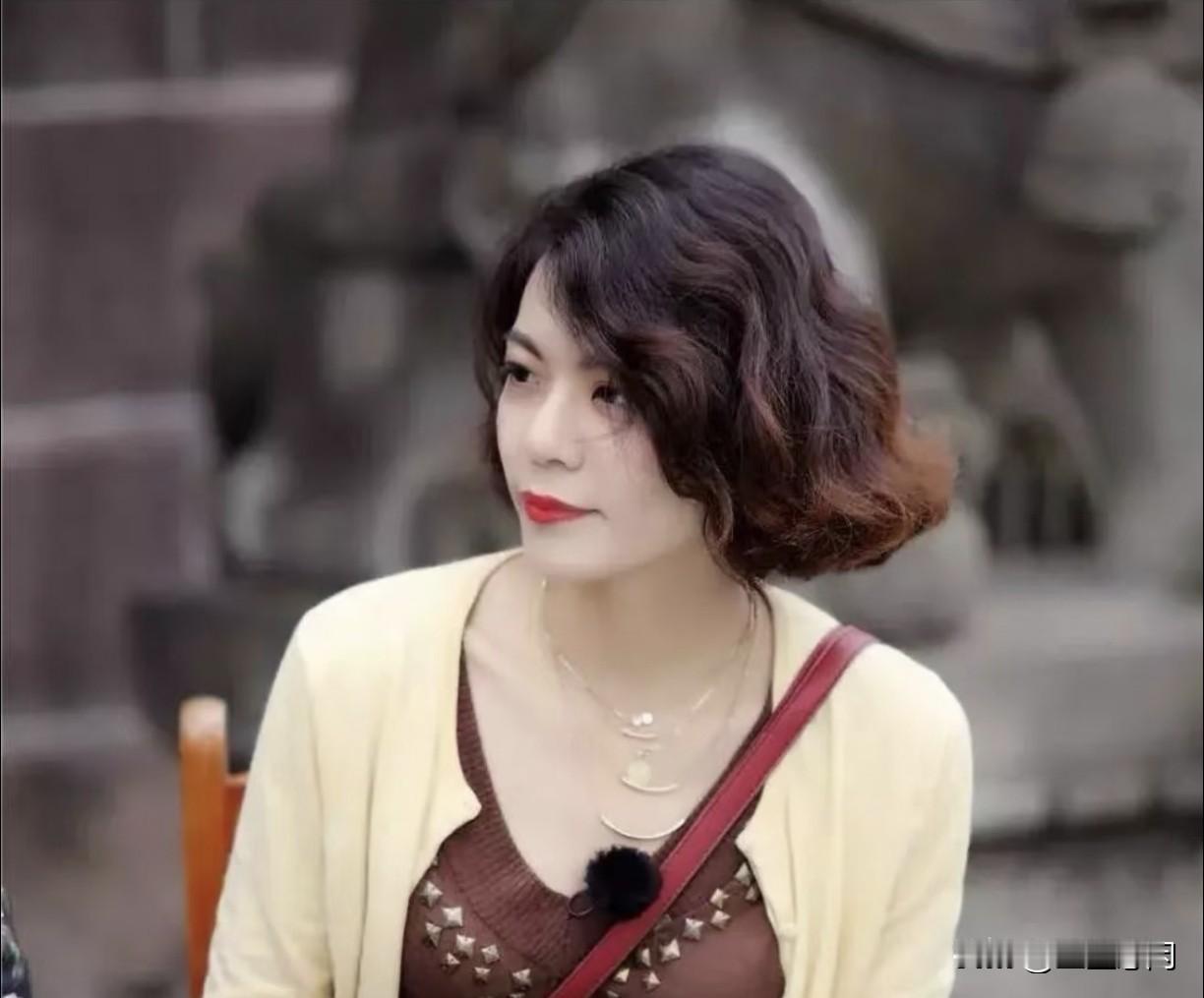 复旦大学才女教授陈果说：“女人出轨的本质，不是爱，也不是性，而是用最低的成本，兑