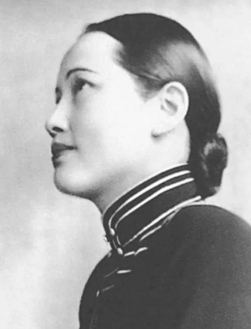 国母宋庆龄终生未曾生育，1981年法医剖开她的遗体检查，才揭开她最惨痛的秘密，原