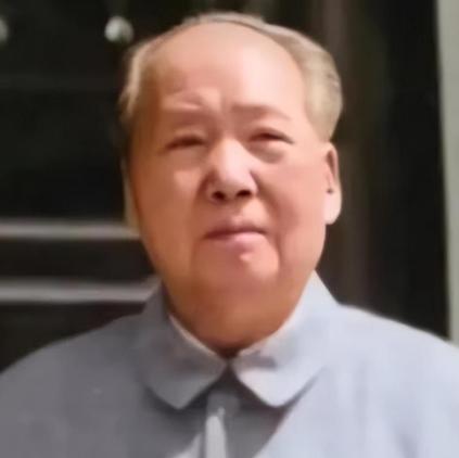 1975年，已经82岁高龄的毛主席突然问身边的人：功德林里，还有国民党战犯吗？“