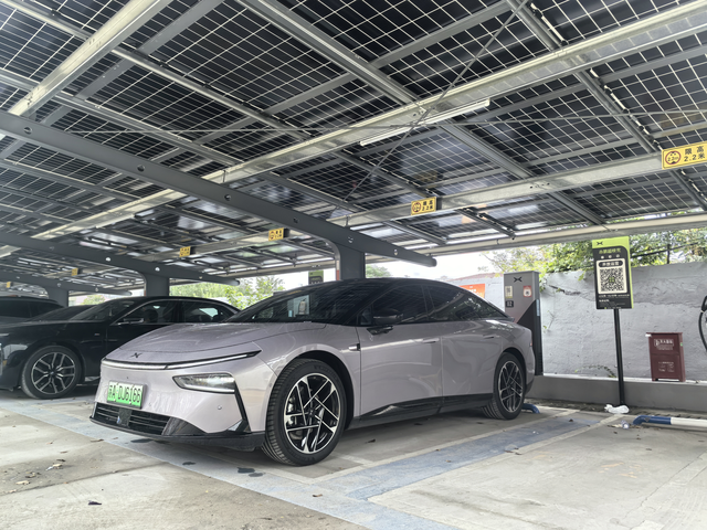 快充怎样充电效率最高1️⃣尽量选择高功率充电桩，在外面快冲到90%就差不多了，