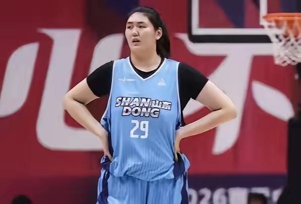 WCBA山东女篮对阵全华班的浙江女篮，再次验证了山东队女篮不会使用张子宇。第一