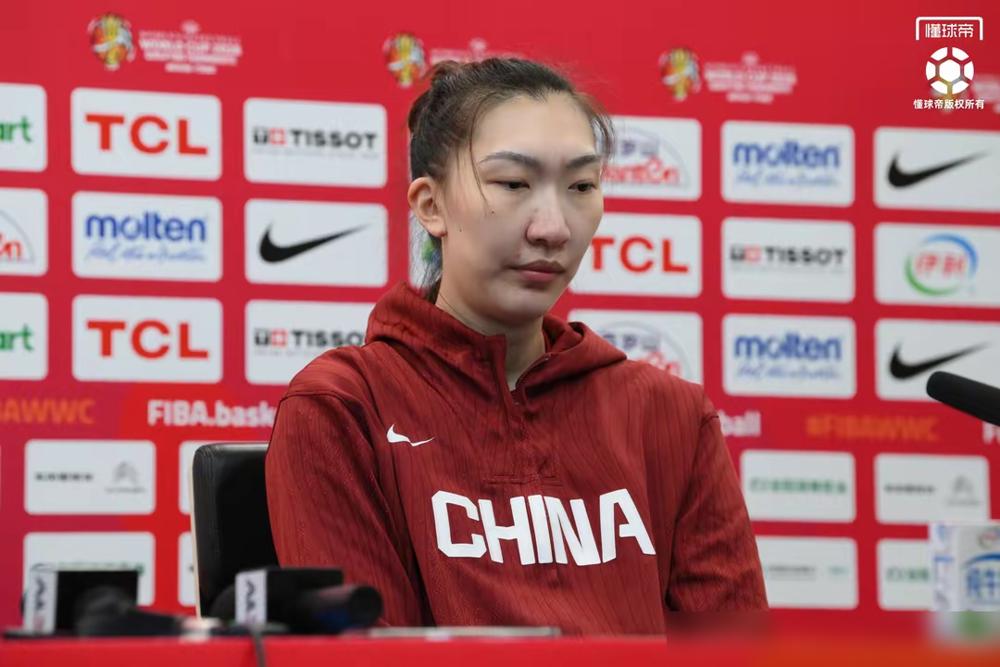 韩旭赛后一句话，扯下了女篮最后的遮羞布。“我用大郅教的脚步得了分，还要去WNBA