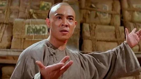 一百年都难以超越的经典：李小龙的功夫电影；周星驰的喜剧电影；李连杰演的黄飞