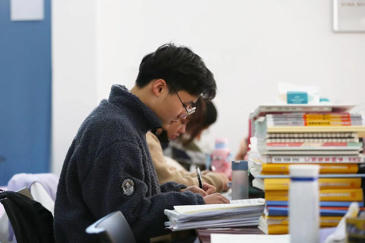 考研调剂门道多，这些“操作”得知道考研调剂这事儿，其实里头有些小门道可以琢磨