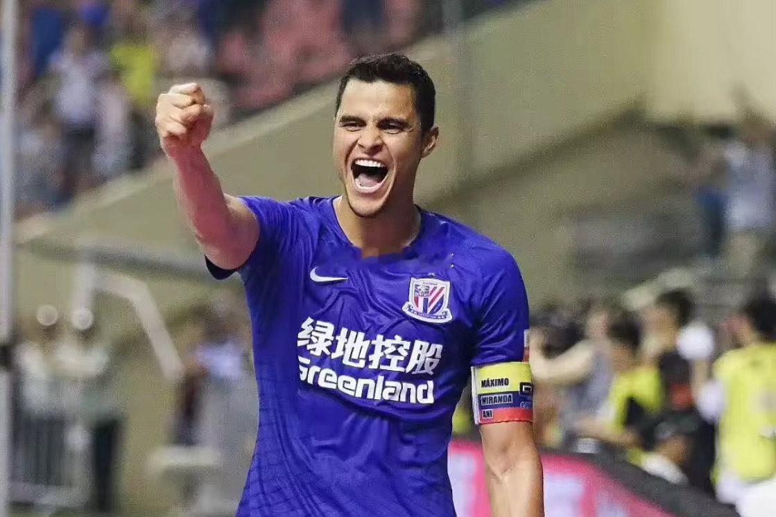 4月24日讯4月24日，上海源深体育中心进行的2026“绿茵怀旧足球友谊赛”