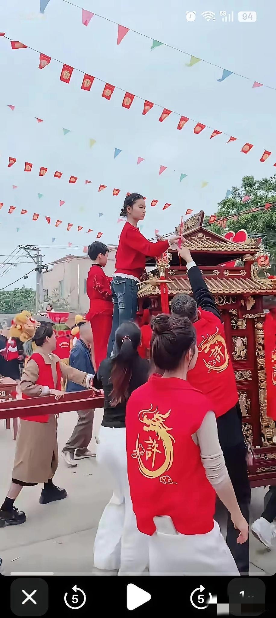 姓许的现在估计坐不住了。他怎么也不会想到，自己换掉妈祖选定的人，会让他如