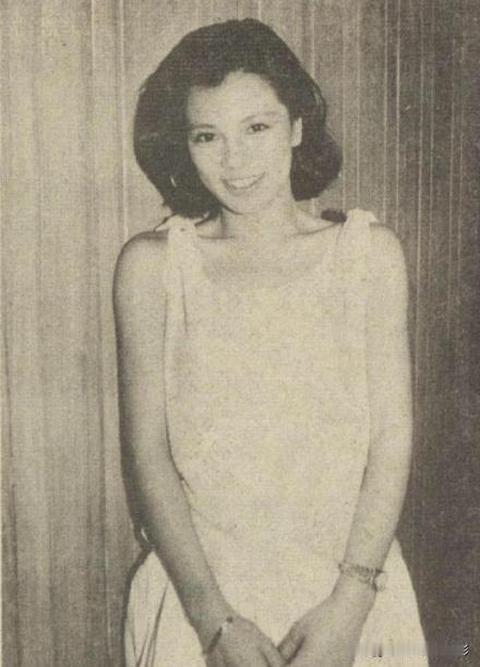 永远的翁美玲～旧时光里她一笑，一眼揉满半生温柔🌿